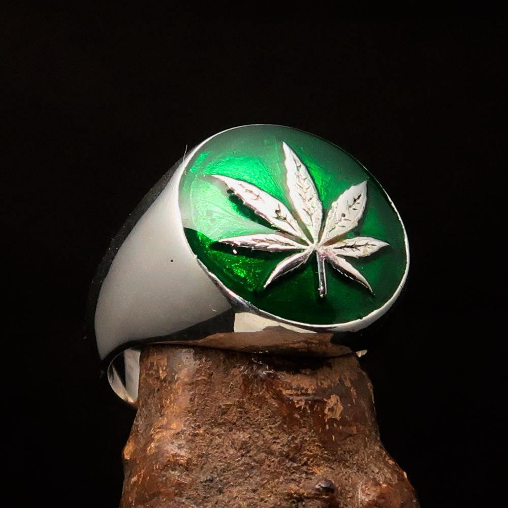 Sterling Silver Men's Ring Marihuana Cannabis Leaf dark Green