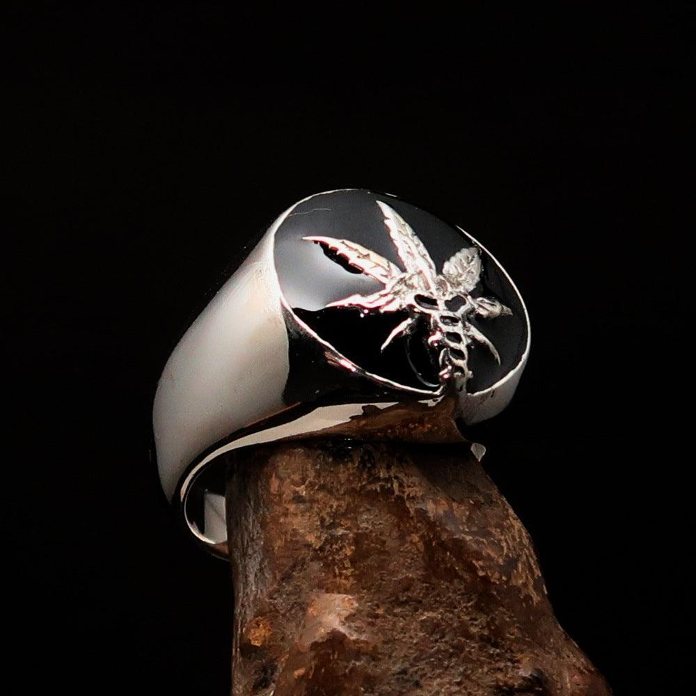 Men's Ring Cannabis Leaf Marihuana black Medical Weed Symbol - Sterling Silver