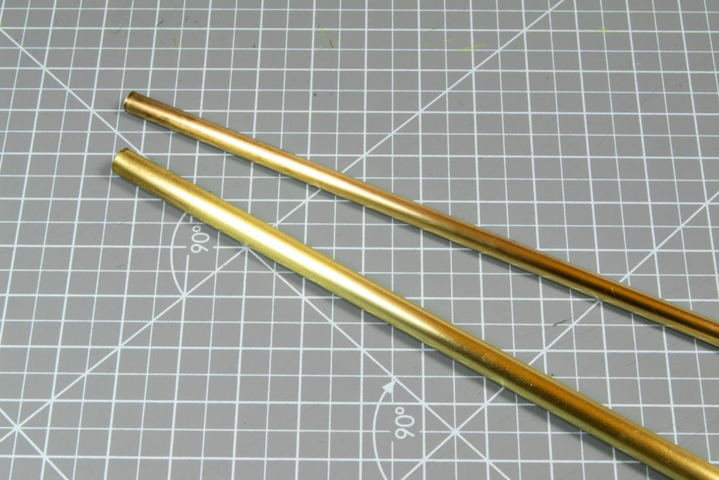 AK Interactive - Brass Pipes 1.6mm, 5 Units (AK9115)
